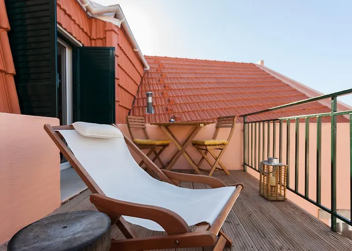 Bairrus Lisbon Apartments - Principe Real/Brick